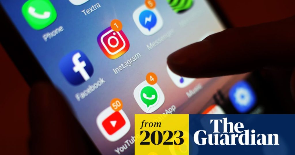 85% of people worry about online disinformation, global survey finds