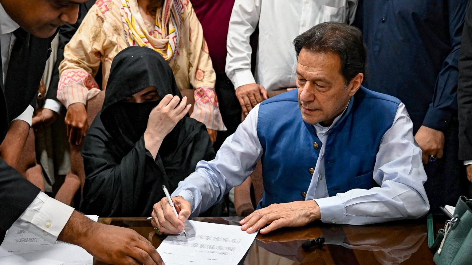 Pakistan’s PTI Demands Apology From Former CIA Officer Over Allegedly False Claims Against Imran Khan