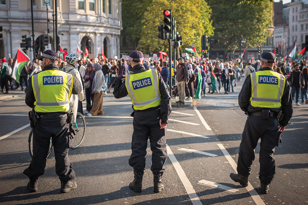 Western Support Bolsters Hamas’s Media Strategy in Conflict