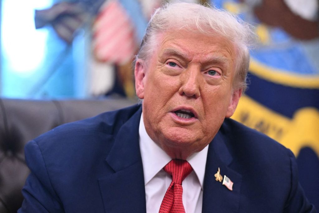 Fact Check: Trump Did Not Propose ‘Congressional Reform Act of 2025′ Limiting Lawmakers’ Privileges
