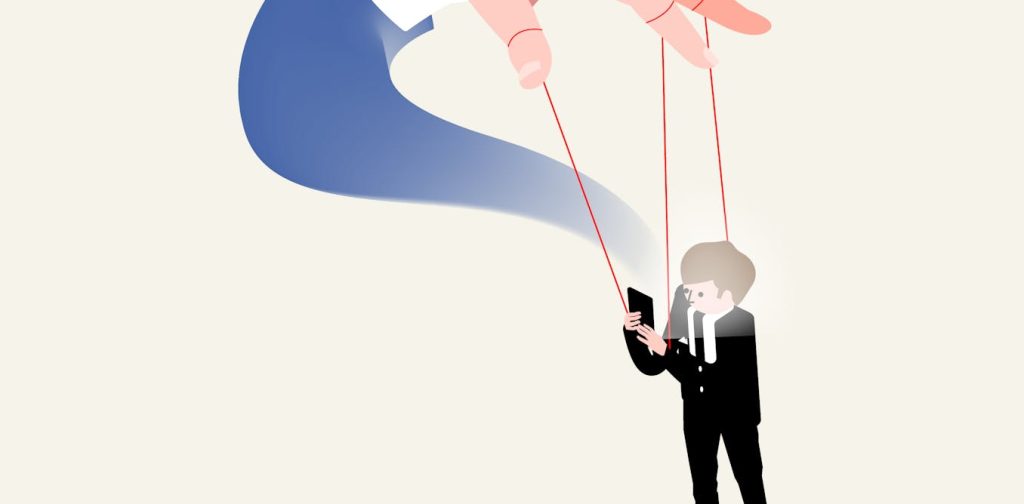 Social Media Manipulation: 4 Essential Reads on Digital Influence