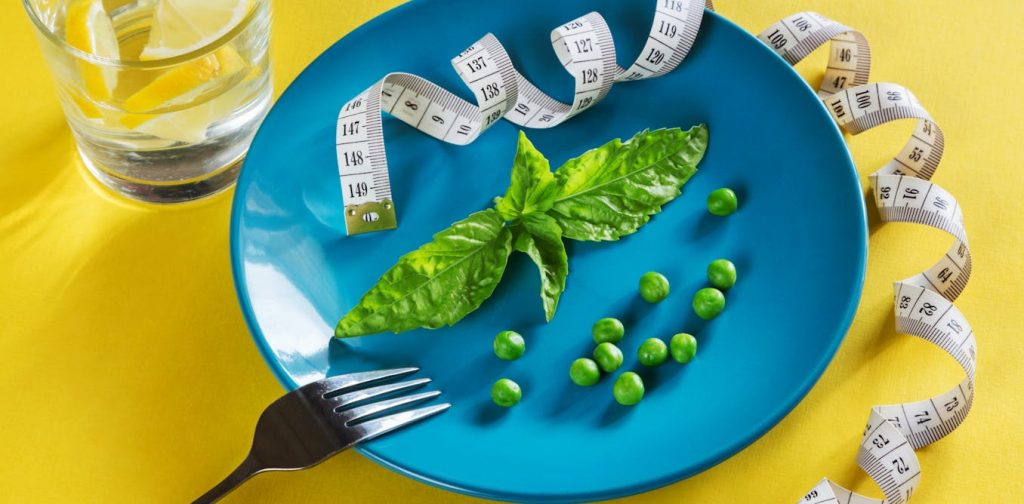 Social Media Spreads Nutrition Misinformation, Strengthens Unhealthy Food Attachments