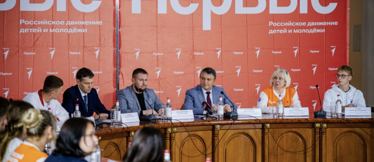 Russia Stages Over 70,000 Kremlin-Backed Propaganda Events