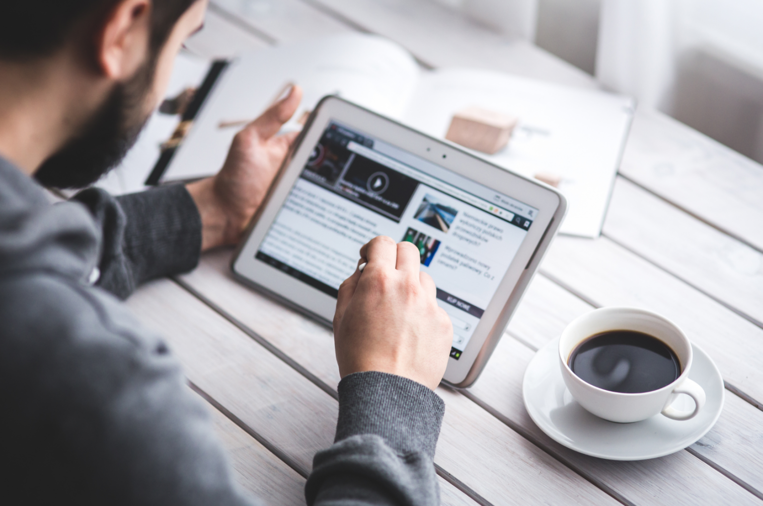 Media Outlets Face Risks While Depending on Social Platforms for Content Sharing