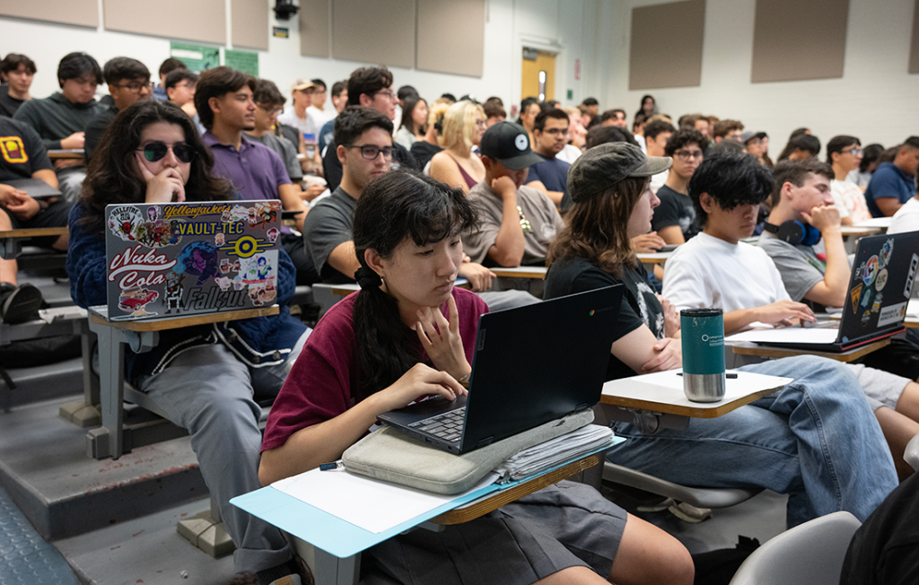 Psychology of Misinformation in Digital Age Explored in Spring Pop-Up Course