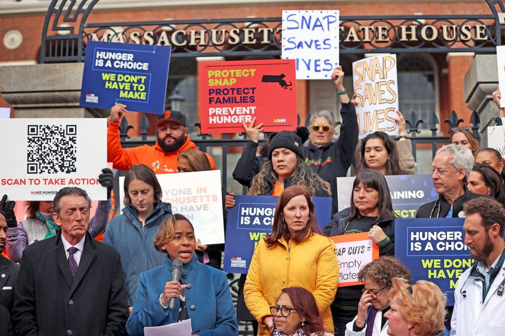 Trump’s Criticized for Racially Insensitive AI-Generated Image