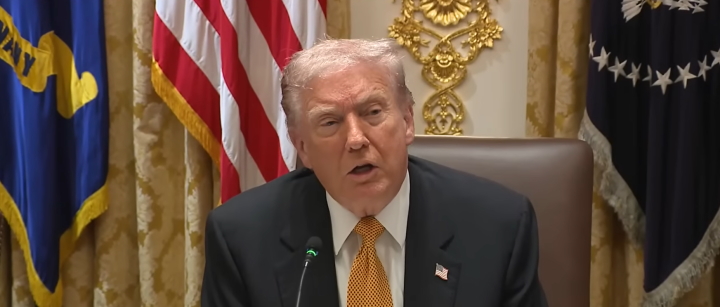 Trump Falsely Alleges Democrats Seek $1.5 Trillion for Immigrants in US Illegally