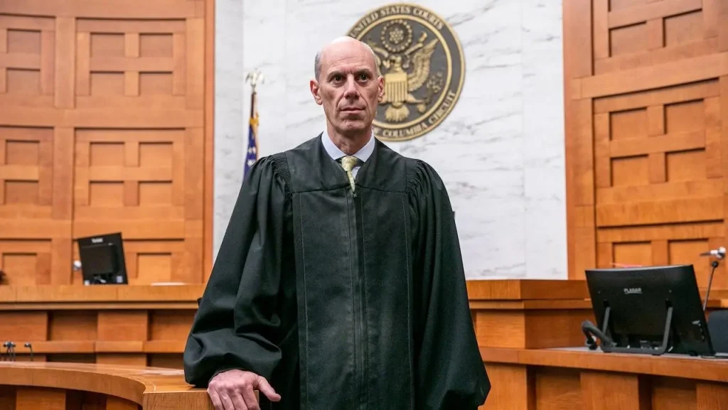 South Dakota Gov. Noem Authorized Migrant Flights After Judge’s Order, Justice Department Says