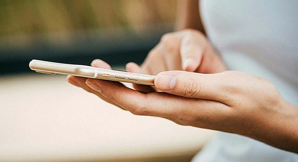 Small Digital Frictions May Slow Misinformation Spread, Study Finds