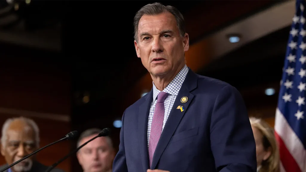 New York Democrat Warns Extremism on Both Left and Right Is ‘Road to Ruin’