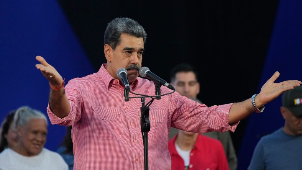 FAA warns all pilots of risks of flying over Venezuela over ‘worsening security situation’