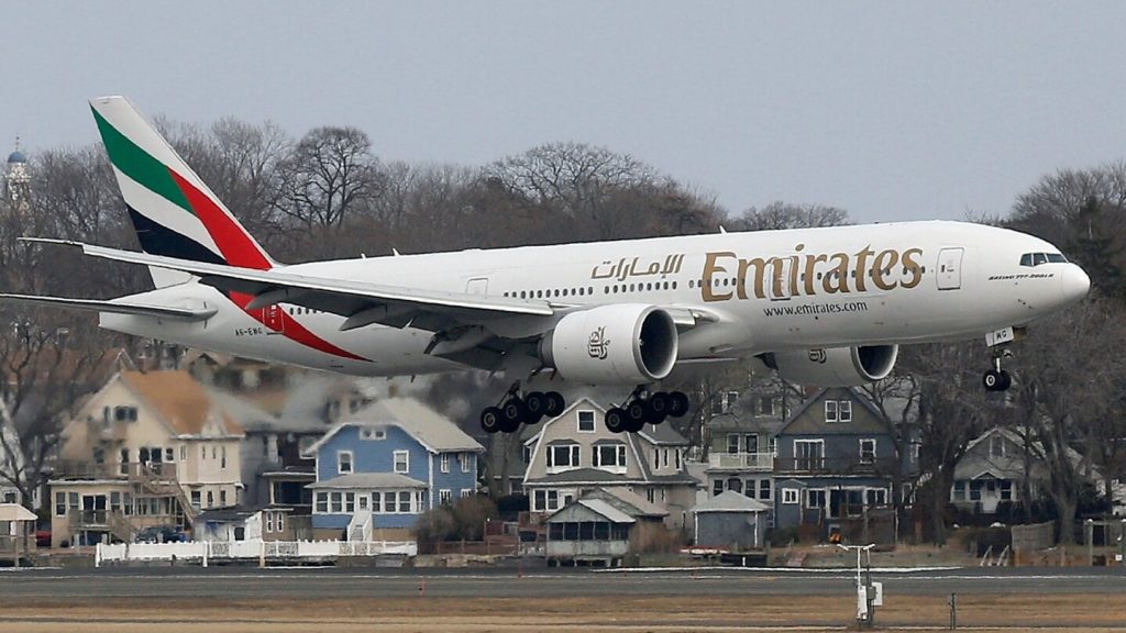 Dubai Air Show opens as Emirates announces major Boeing purchase