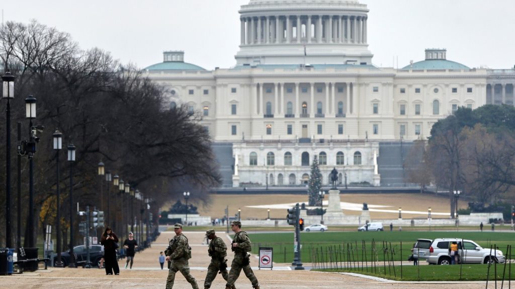 Afghan national in custody after shooting of 2 National Guard members near White House