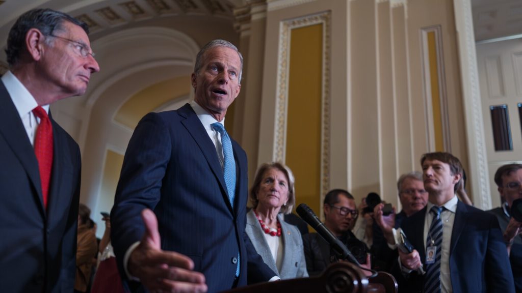 House votes to repeal provision that allows senators to sue over phone record seizures