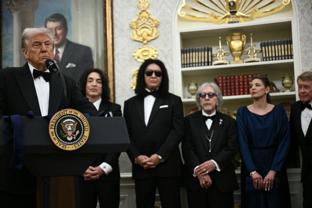 Fact Check: No Evidence Supports Claim Trump Soiled Himself at Kennedy Center Event