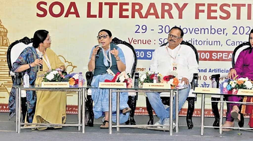 Social Media Distorts News, SOA LitFest Panel Cautions Students