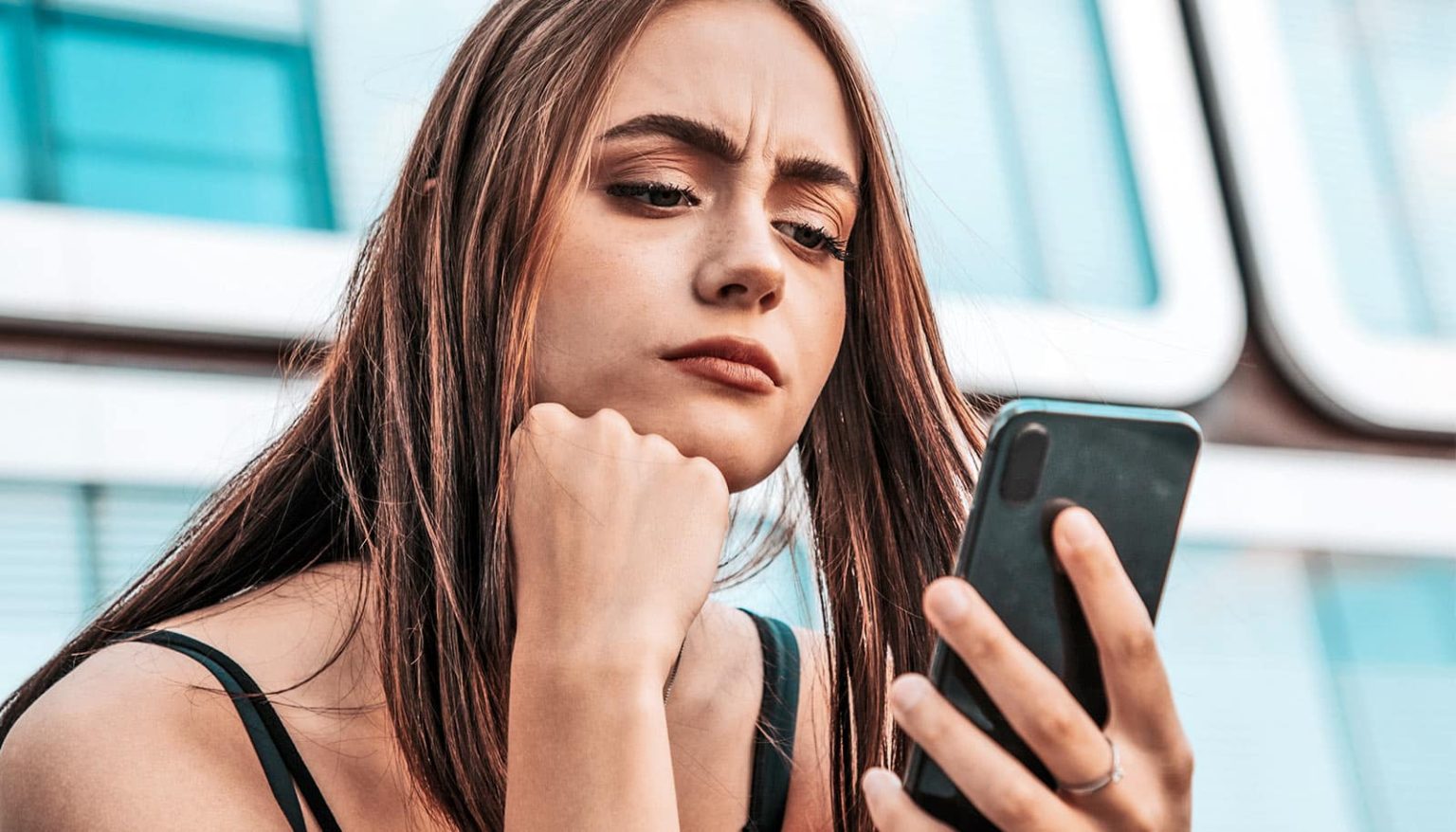 Factors Behind the Susceptibility to Misinformation in Today’s Media Landscape