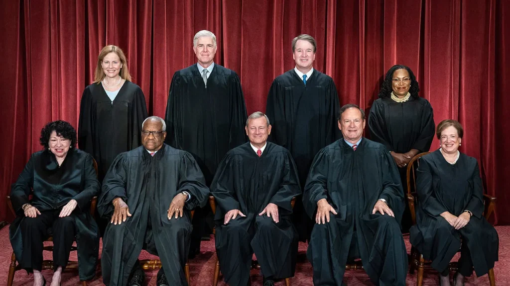 Supreme Court Corruption Claims ‘Patently False,’ Says CBS Correspondent