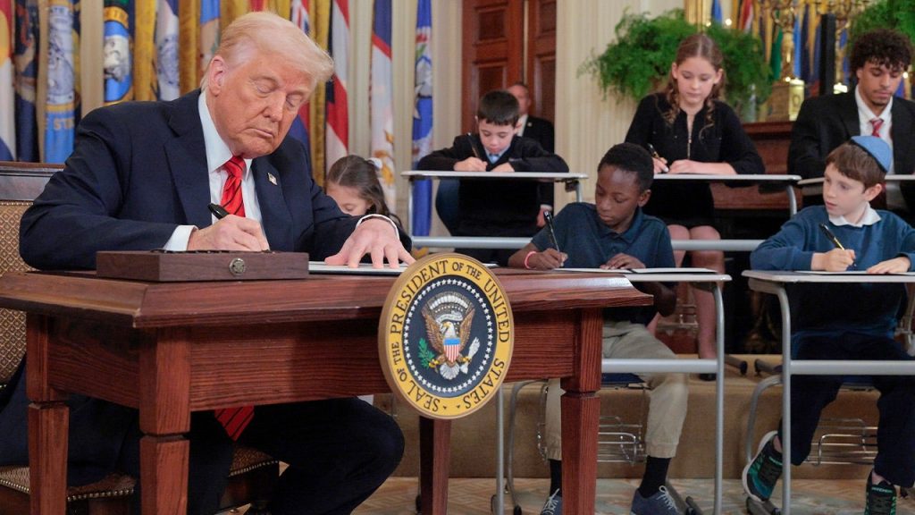 Republican Lawmaker Pledges to Strengthen Parental Authority Amid Claims of Student Rights Violations