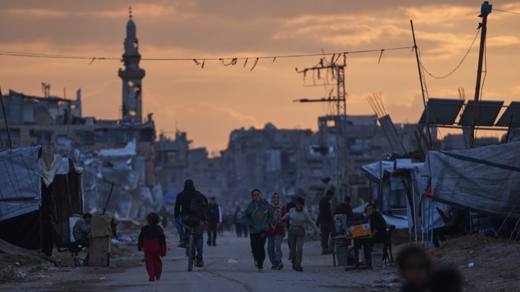 Trump and Netanyahu are to meet in Florida at a crucial moment for the US-backed Gaza ceasefire