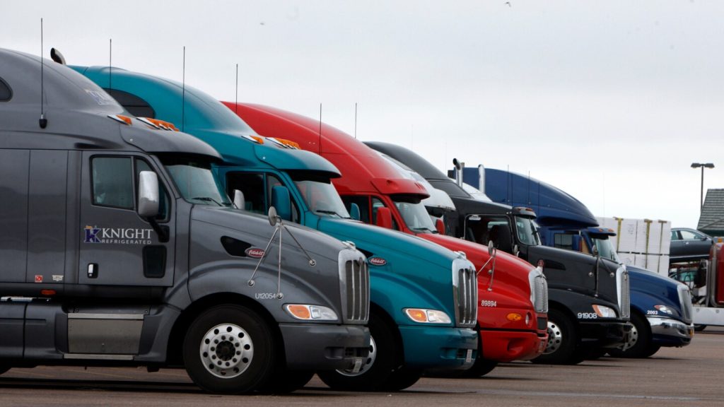 California delays revoking 17,000 commercial driver’s licenses until March after immigrants sue