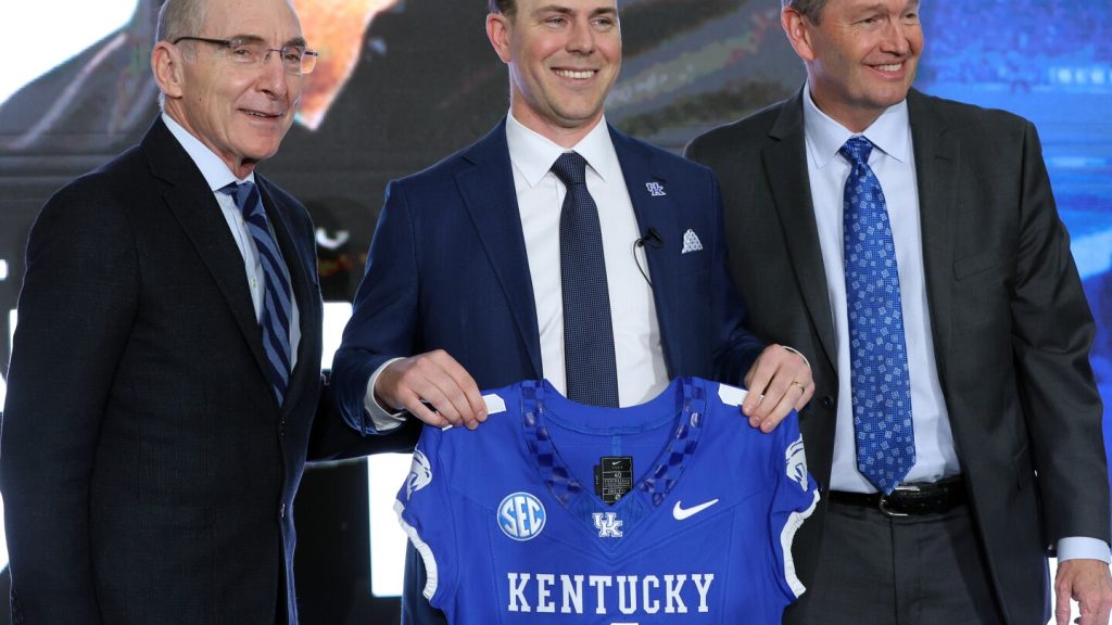 Kentucky’s Stein set to make $28.5M in 5-year deal as new football coach; Stoops owed nearly $37.7M