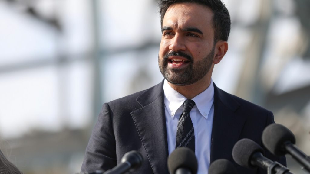 Zohran Mamdani tells immigrant New Yorkers about their right not to comply with ICE