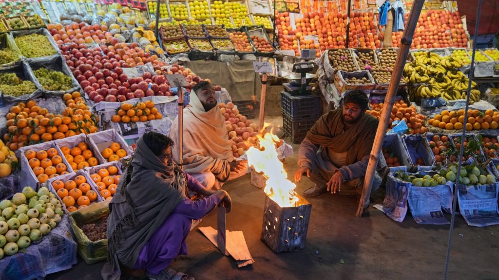 IMF approves $1.2 billion for Pakistan from bailout, citing progress on economic and climate reforms