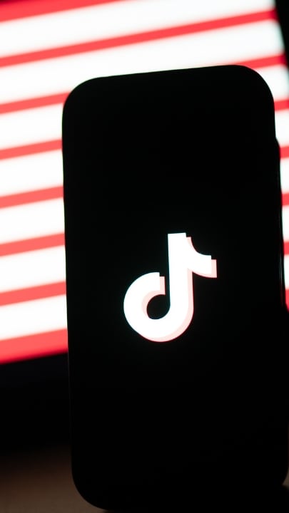 Fact Check: Claims About U.S. Control Over TikTok Content Examined