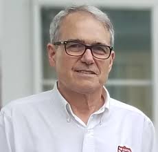 Navigating Authenticity: Determining the Reality of Social Media Content