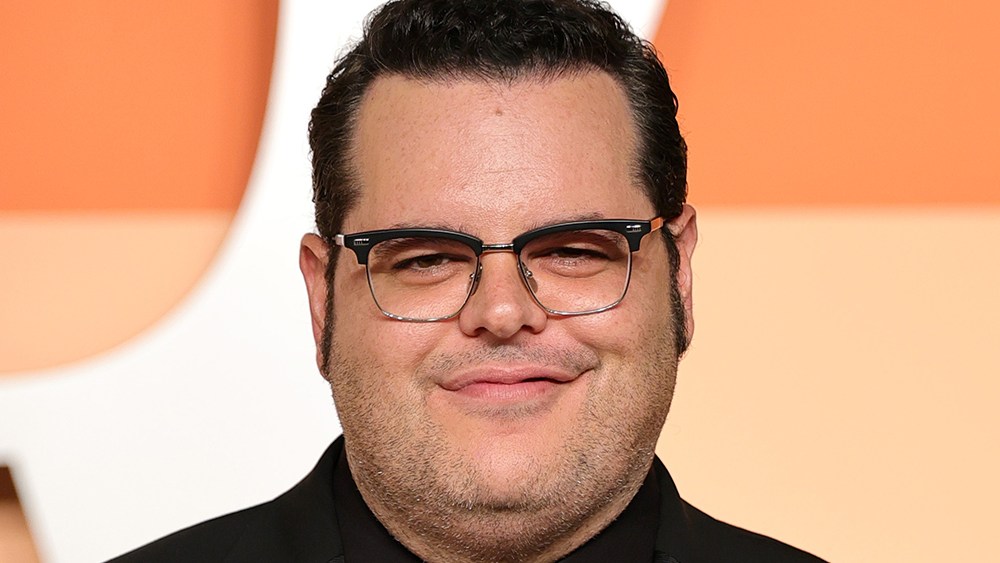 Josh Gad Cast as Lead in WWII Biopic “Gerron’s Last Film,” Directed by Simon Curtis