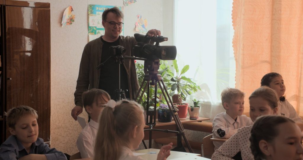 Documentary ‘Mr. Nobody Against Putin’ Examines Educational Indoctrination in Russia