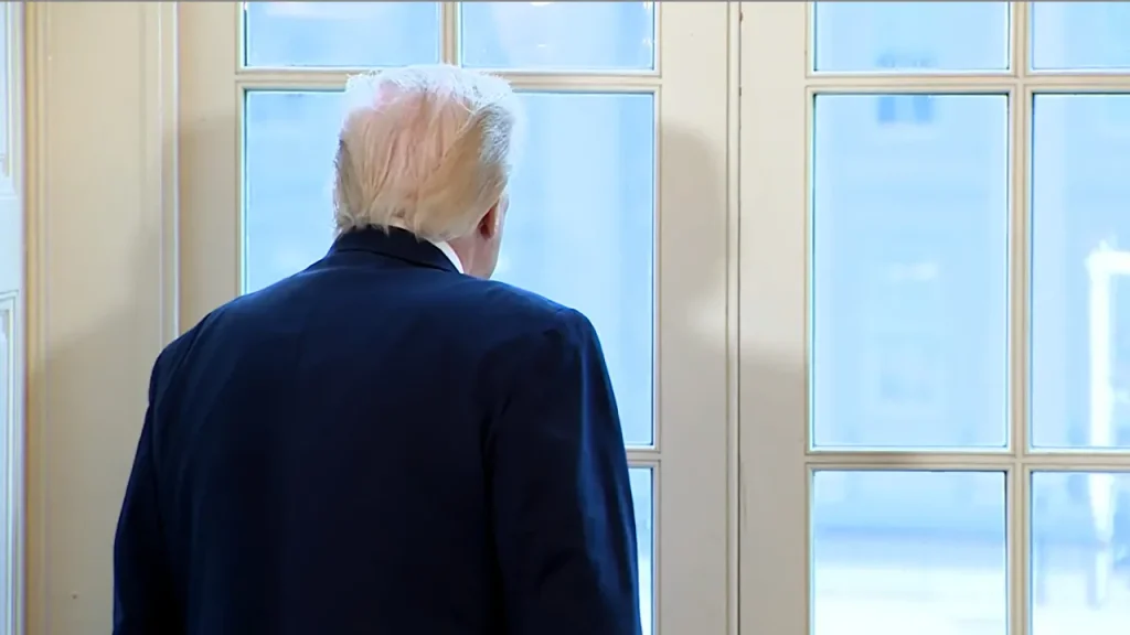 Trump Takes Break from Oil Executive Summit to View White House Ballroom Renovations