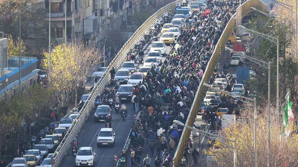 Iran Protests Turn Deadly as Anti-Regime Demonstrations Enter Fifth Day