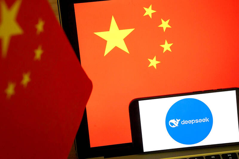 Experts Call for Stronger Measures Against Disinformation