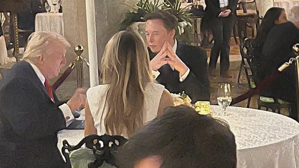 Trump and Musk Meet for Dinner at Mar-a-Lago Following Public Dispute
