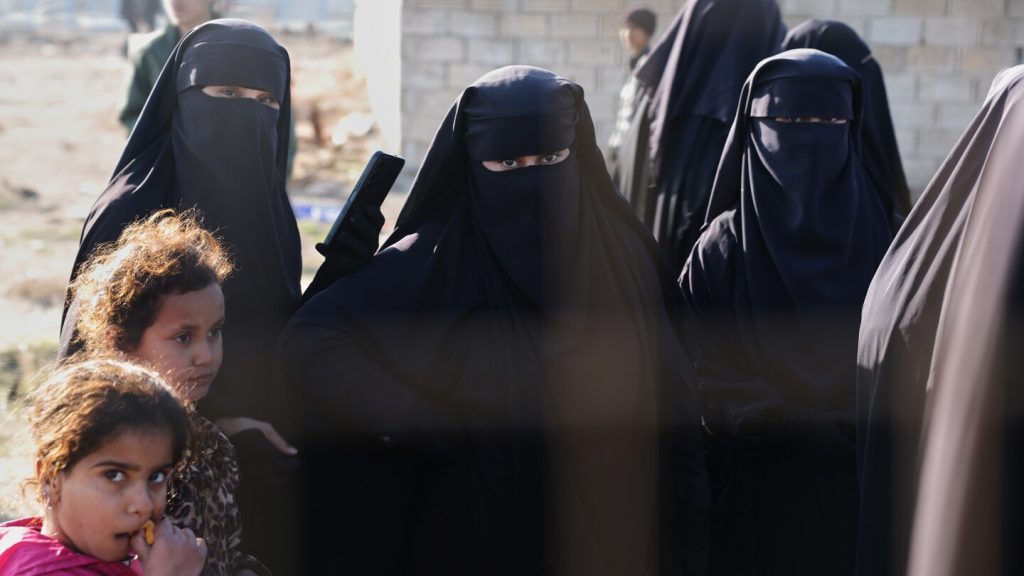 Why Islamic State group prisoners in northeast Syria are being transferred to Iraq