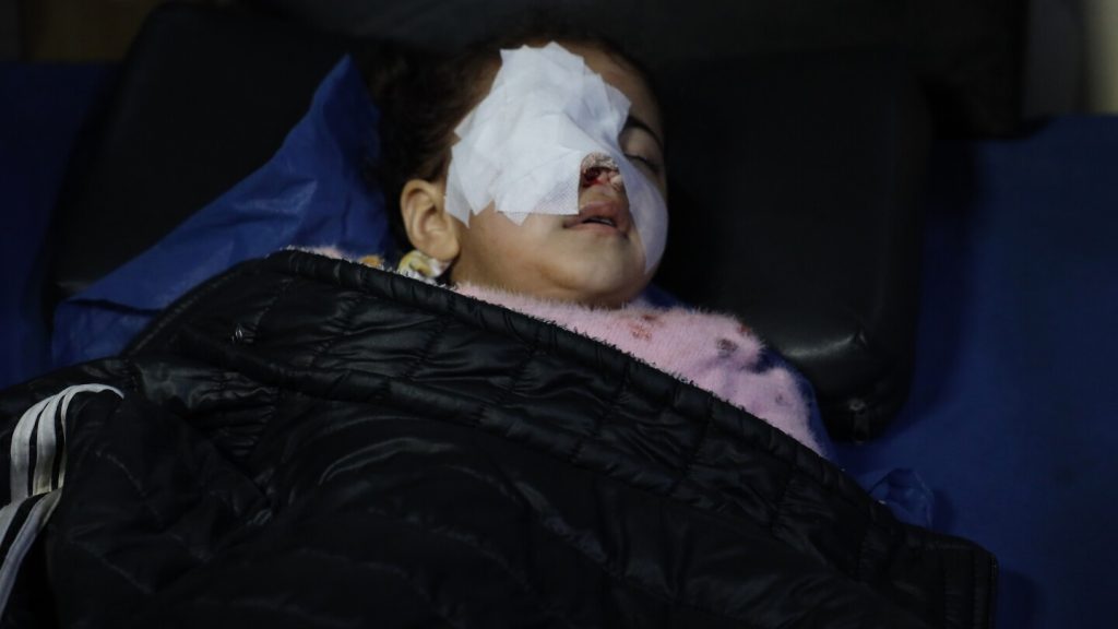 New deadly clashes between Syrian forces and Kurdish fighters erupt in Aleppo