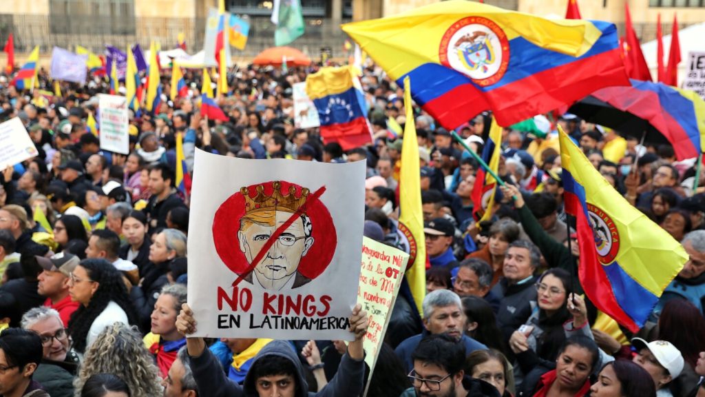 Trump invites Colombian president to White House after threatening his country with military strike