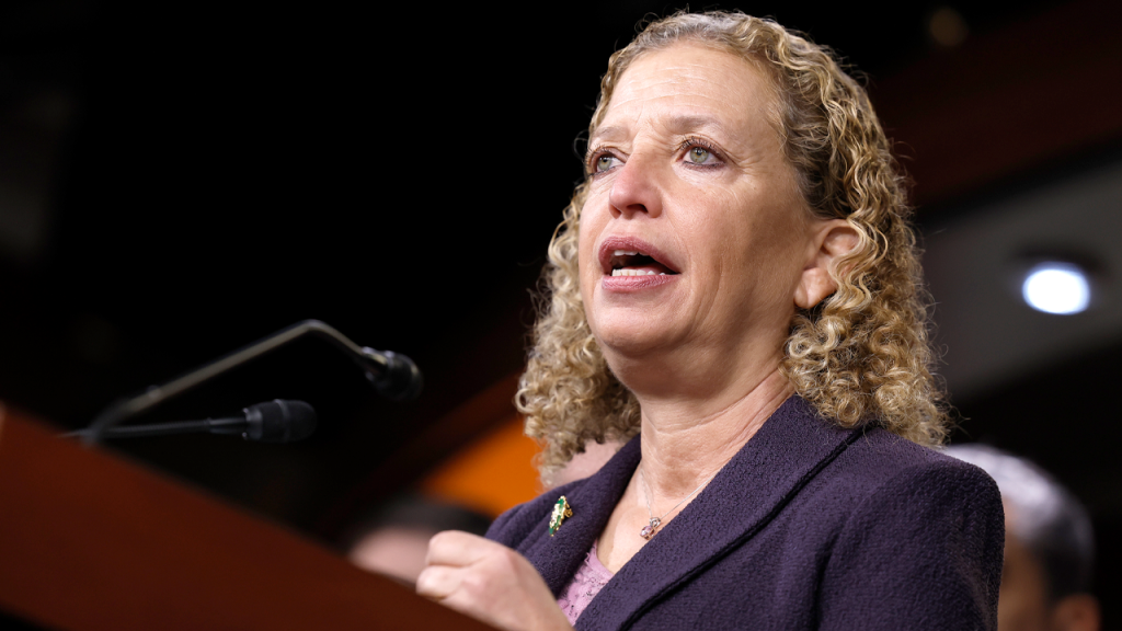 House Democrat Welcomes Maduro Capture While Progressive Critics Question Legality