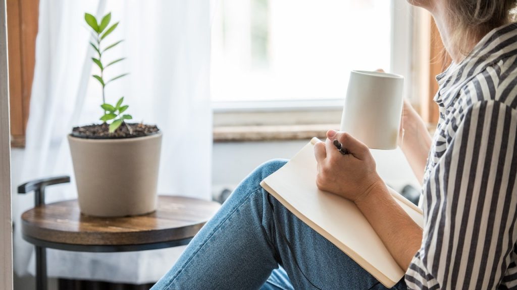 New Year Reset Routine Goes Viral, Promotes Healthier Habits