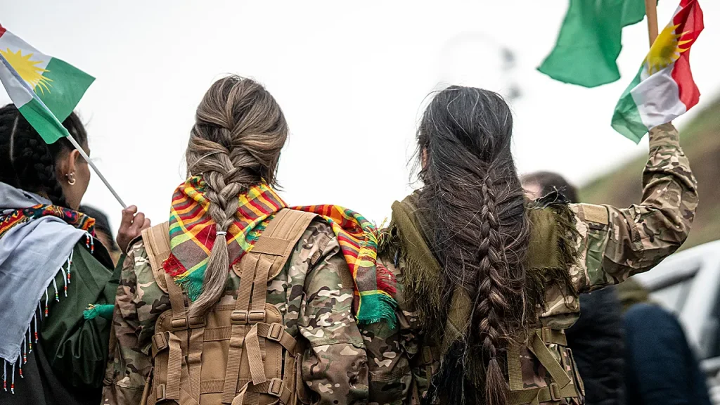 Syrian Militiaman Displays Alleged Kurdish Fighter’s Severed Braid as Damascus Asserts Control