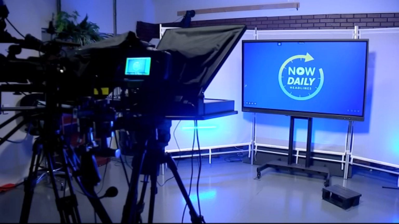 Parents Criticize HISD for Lack of Transparency in Funding Decisions and Communication Efforts