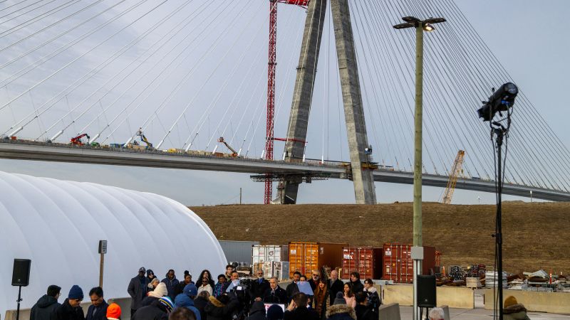 Fact Check: Examining Trump’s Threat to Halt New US-Canada Bridge Project
