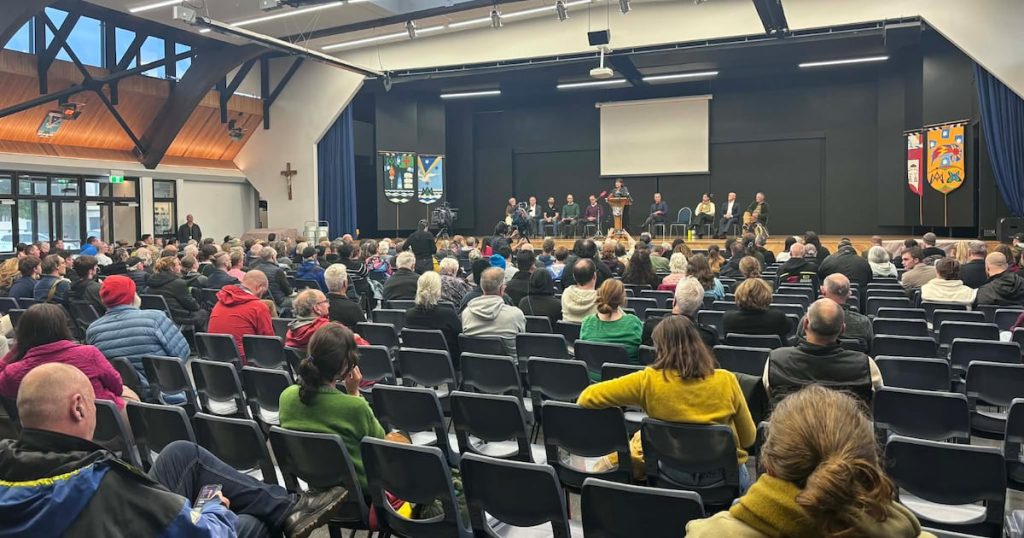Racism Allegations Mar Public Meeting on Moa Point Amid Hostility and Misinformation