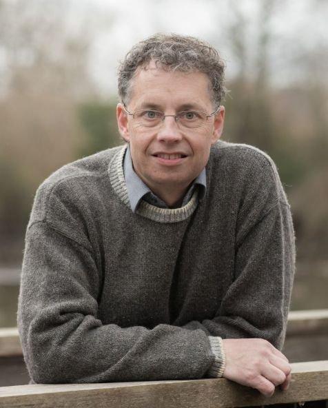 Academic Expert to Discuss Combating Misinformation Spread