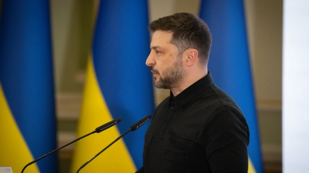Zelenskyy Rejects Russian Allegations of UK and French Nuclear Weapons Supply to Ukraine