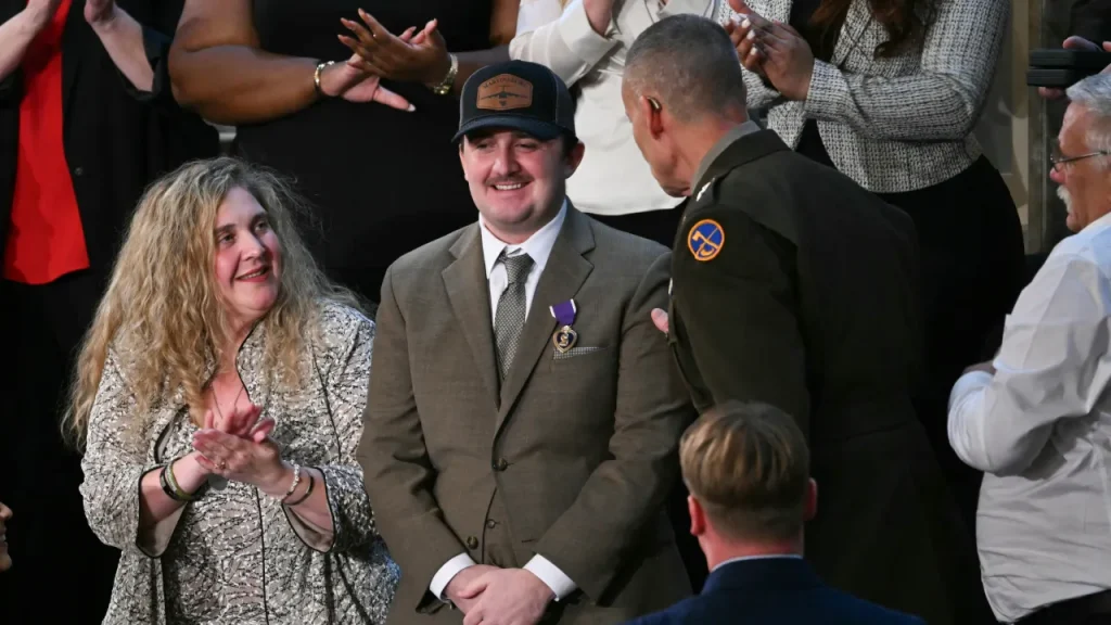 Trump Presents Purple Hearts to National Guard Members Following DC Ambush