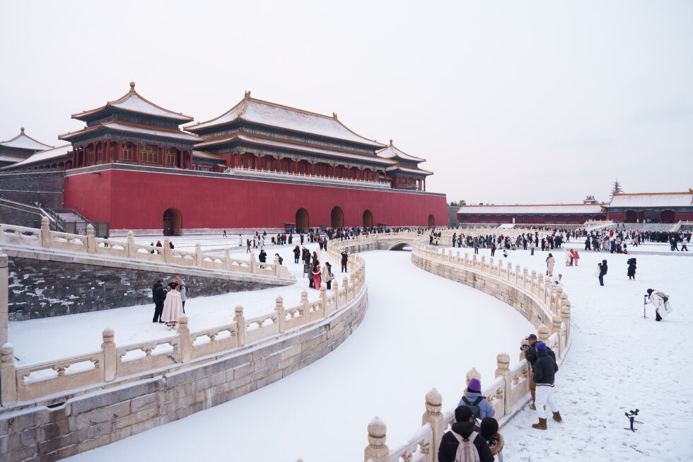 China grants UK and Canada visa-free entry, raising total to 79 countries