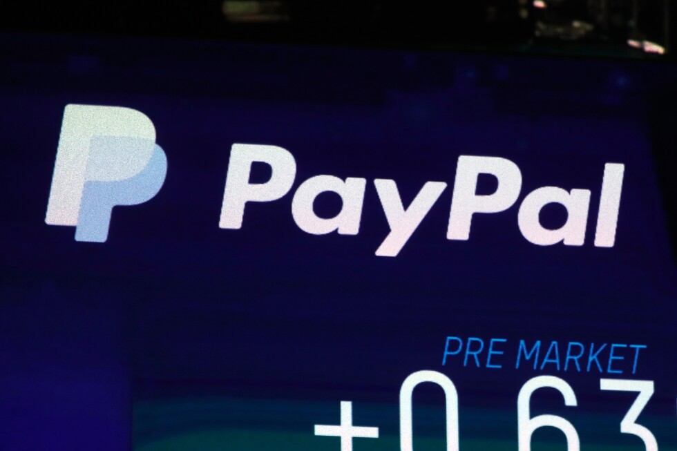PayPal replaces CEO Chriss with HP’s Lores